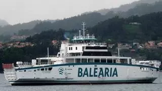 El ferri eléctrico "Cap de Barbaria", de Armón Vigo, se prueba en la ría