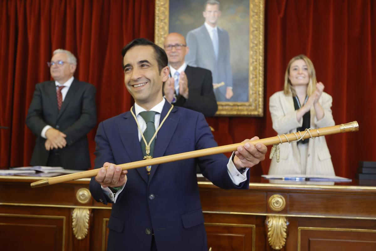 Jose Manuel Rey Varela toma posesión como alcalde de Ferrol