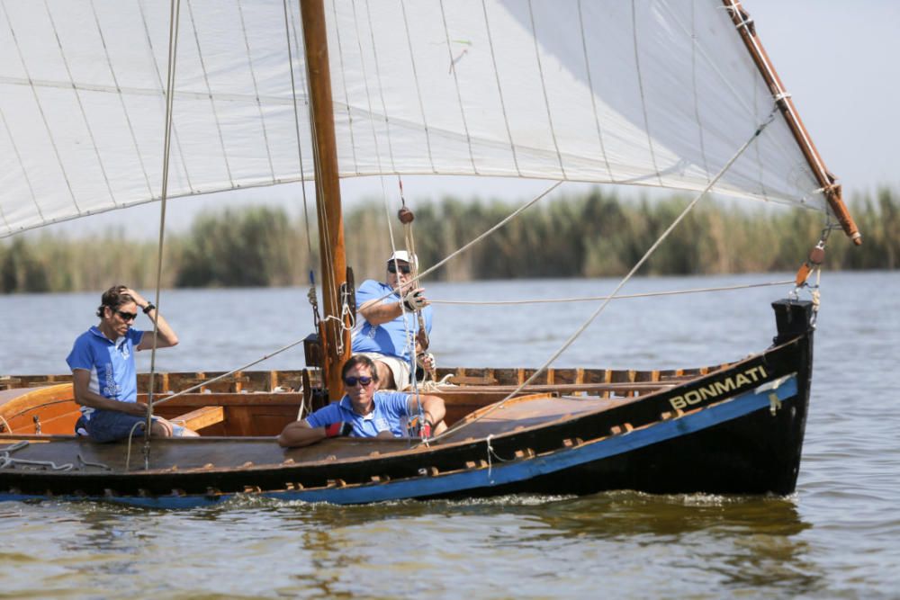 Regata-exhibición de vela latina en l'Albufera