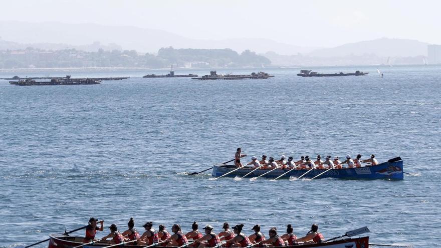 El Campeonato Gallego de Traineras-Xunta de Galicia se disputa en Tirán