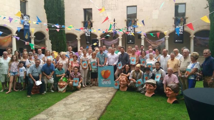 Image de la presentación del programa de Sant Abdò y Sant Senén en el claustro de Sant Domingo.