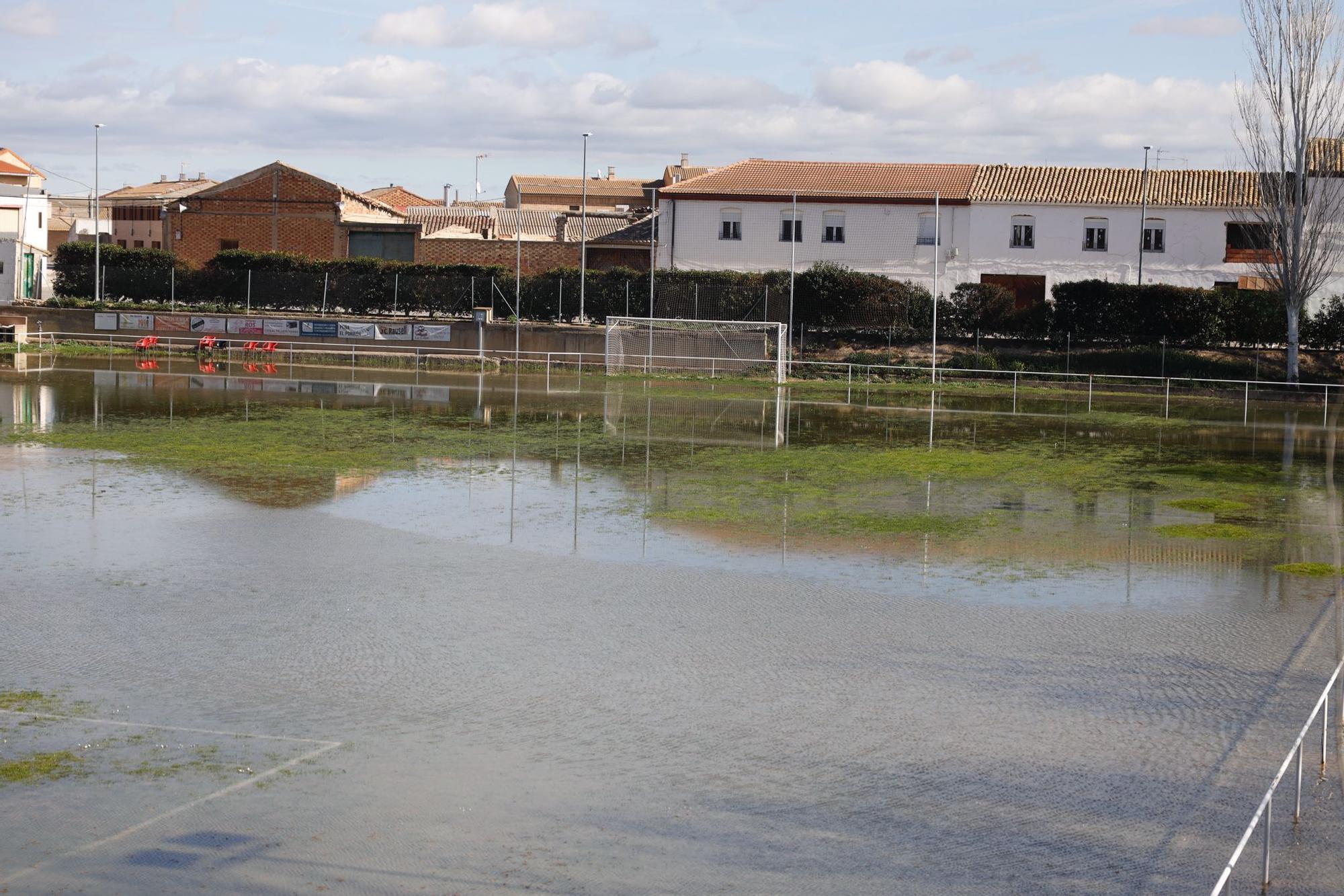 En imágenes | Así transcurre la crecida del Ebro a su paso por Aragón