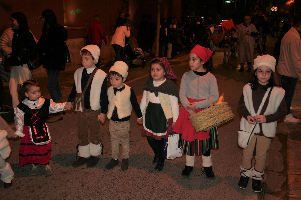 Un grupo de pastorcillos participaban en la cabalgata.