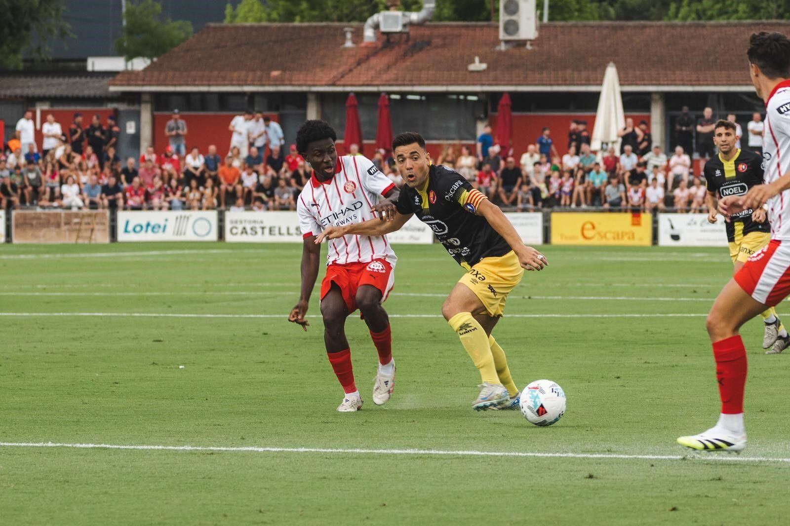 Primer partit del Girona FC, contra l'UE Olot