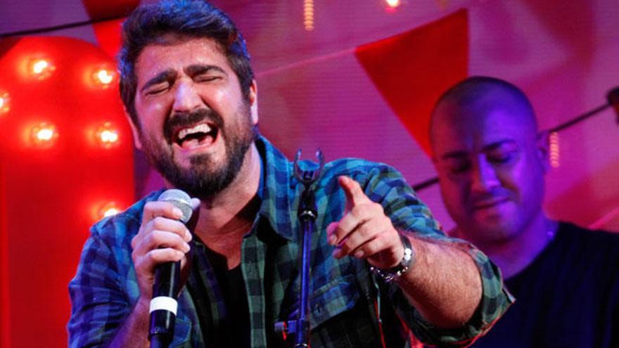 Antonio Orozco suspende su concierto de hoy en A Coruña