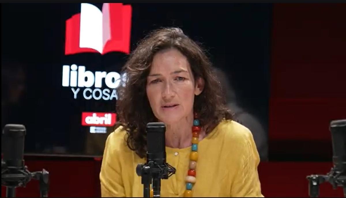 Ángeles González-Sinde, en el videopòdcast del suplement ABRIL: «En un guió tens molta menys llibertat que en una novel·la»
