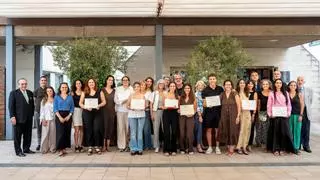 Fundació Corachan aposta per la formació especialitzada becant a 9 estudiants d'infermeria