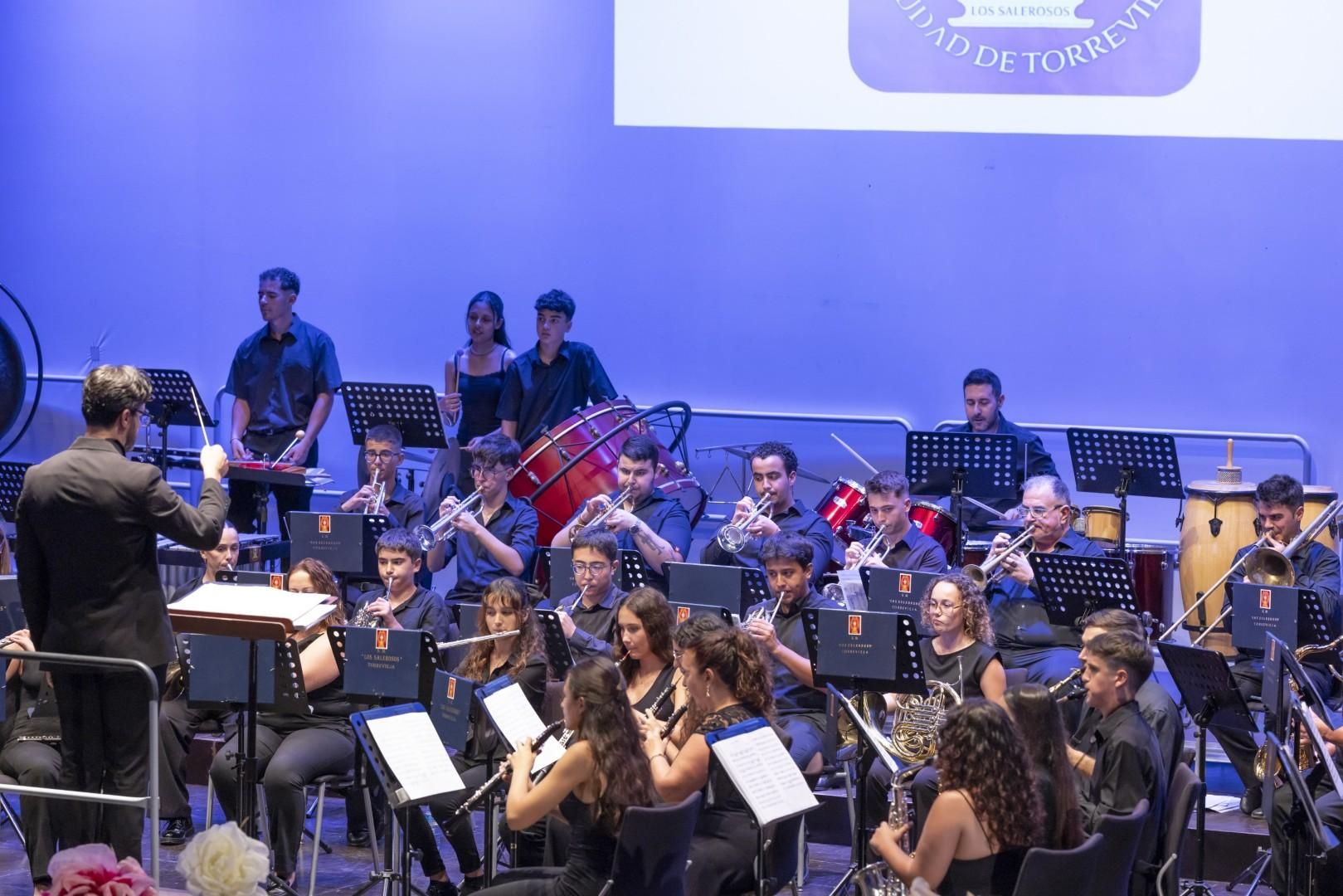 Las bandas de música de Paiporta y Catarroja, protagonistas del Festival Internacional de Bandas Ciudad de Torrevieja