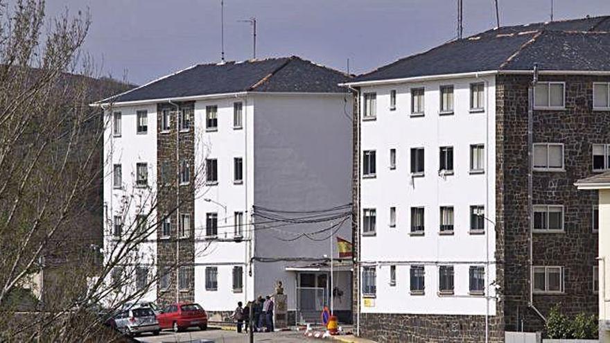 Cuartel de la Guardia Civil en Puebla de Sanabria, donde está destinado el presunto agresor