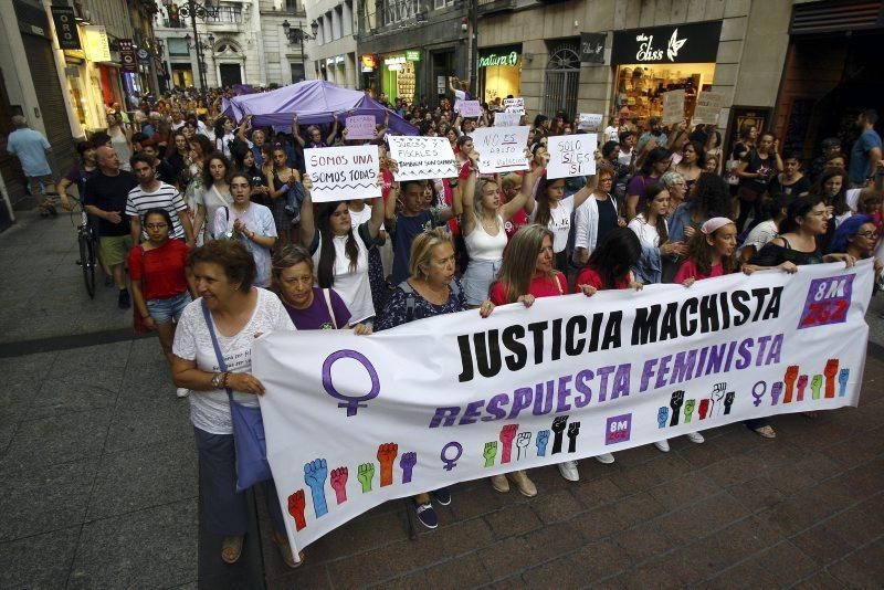 El feminismo arropa a la víctima de ‘La manada’ de Manresa en Zaragoza