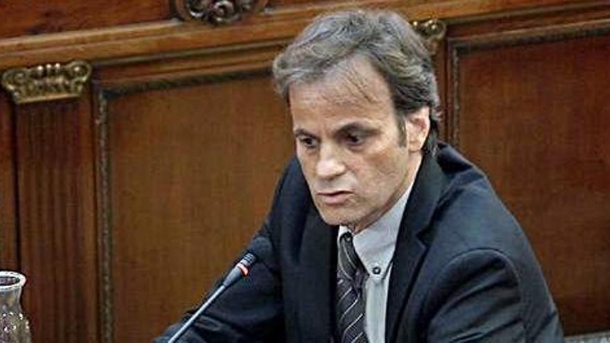 El tinent d&#039;alcalde en funcions al consistori barceloní, Jaume Asens, ahir al Tribunal Suprem