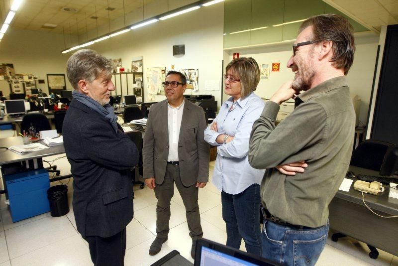 Pedro Santisteve visita la redacción de EL PERIÓDICO DE ARAGÓN