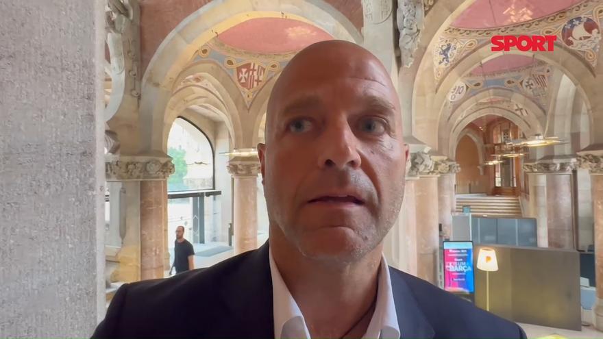 Víctor Font, Xavi Vilajoana y Joan Camprubí, en el Fórum de Suma Barça, atentos al Barça del futuro.