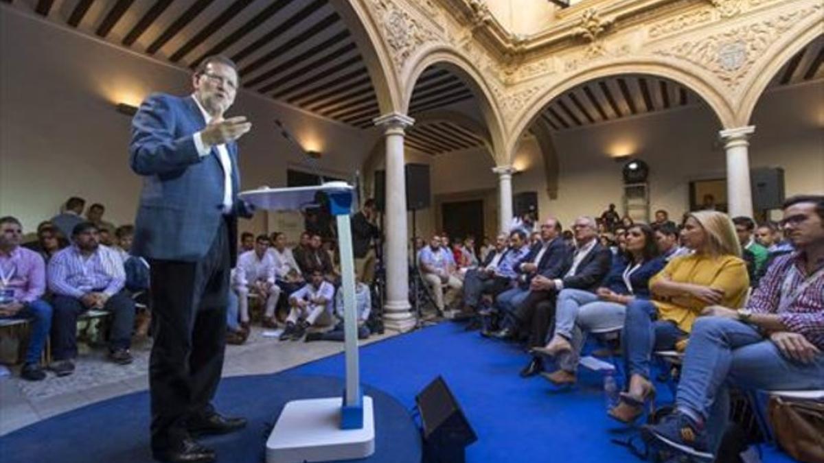 Rajoy, en la clausura del congreso de Nuevas Generaciones.