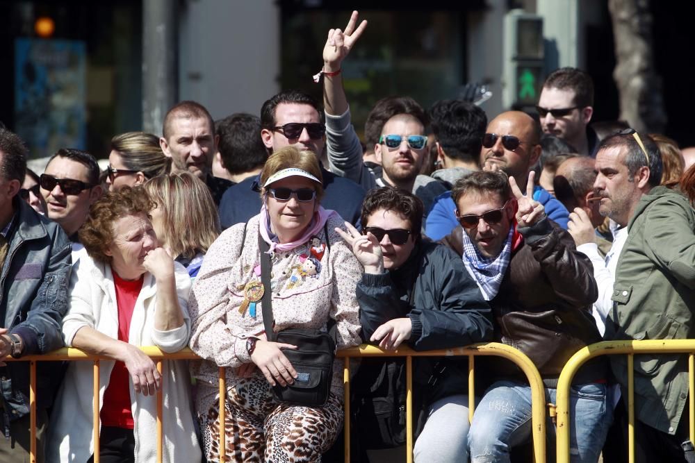 Búscate en la mascletà del 13 de marzo