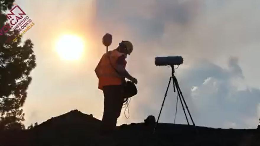 Así suena el avance de una colada del volcán de La Palma