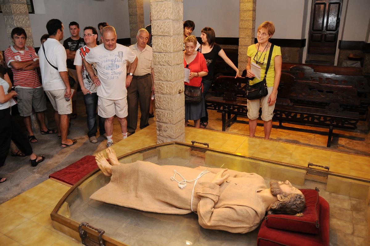Es va visitar la capella del Rapte per recordar l'hospital de Santa Llúcia