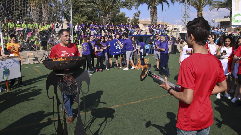 Más de 1.300 estudiantes de las comarcas de la Vega Baja y el Baix Vinalopó participan en la X edición de las Olimpiadas Clásicas.