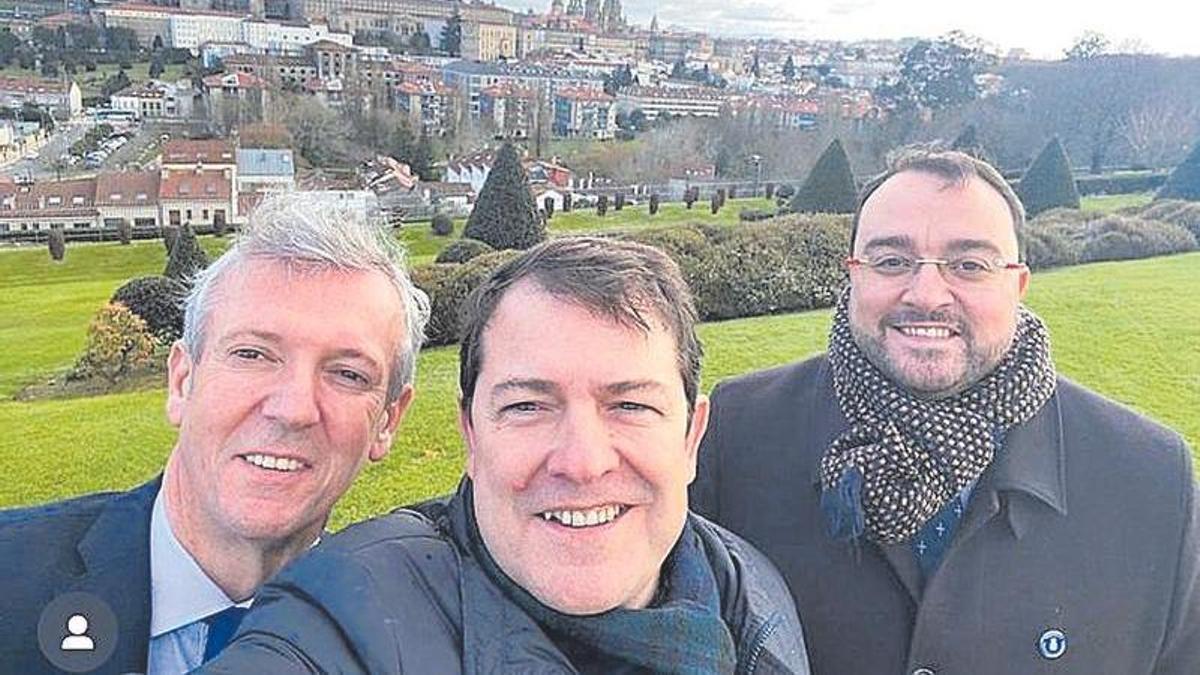 ‘Selfie’ de los tres presidentes en Santiago, en su último encuentro.