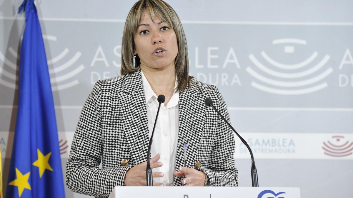 La portavoz de Empleo del Grupo Parlamentario Popular, Isabel García López.