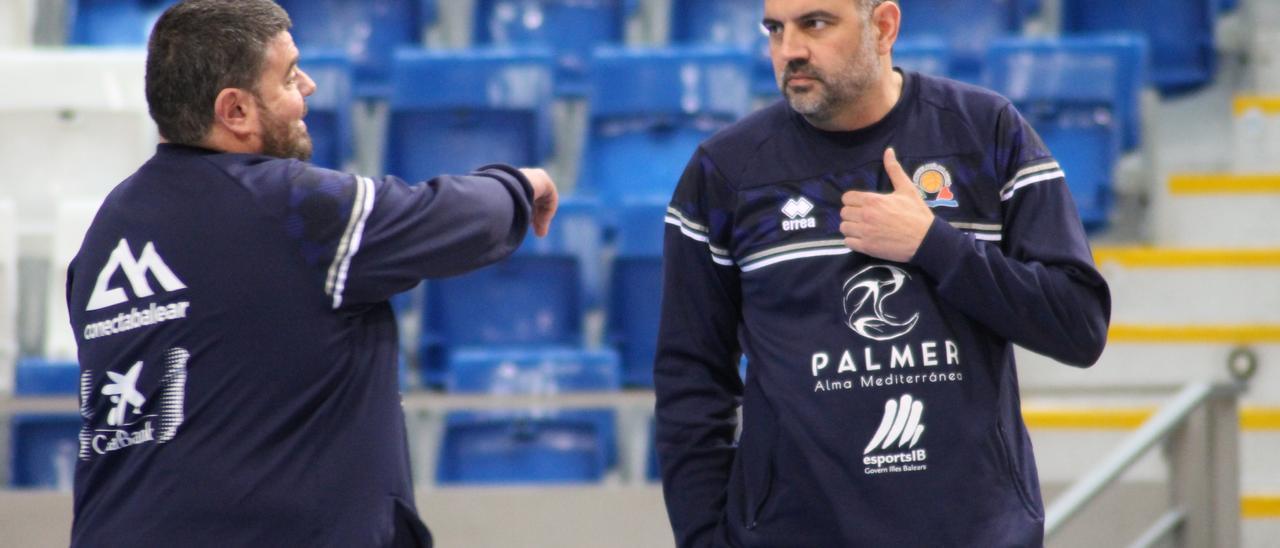 Pau Tomàs y Álex Pérez, durante un entrenamiento en Son Moix.