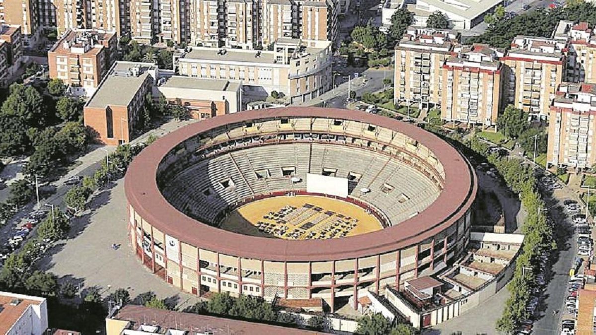 Plaza de toros de Los Califas.