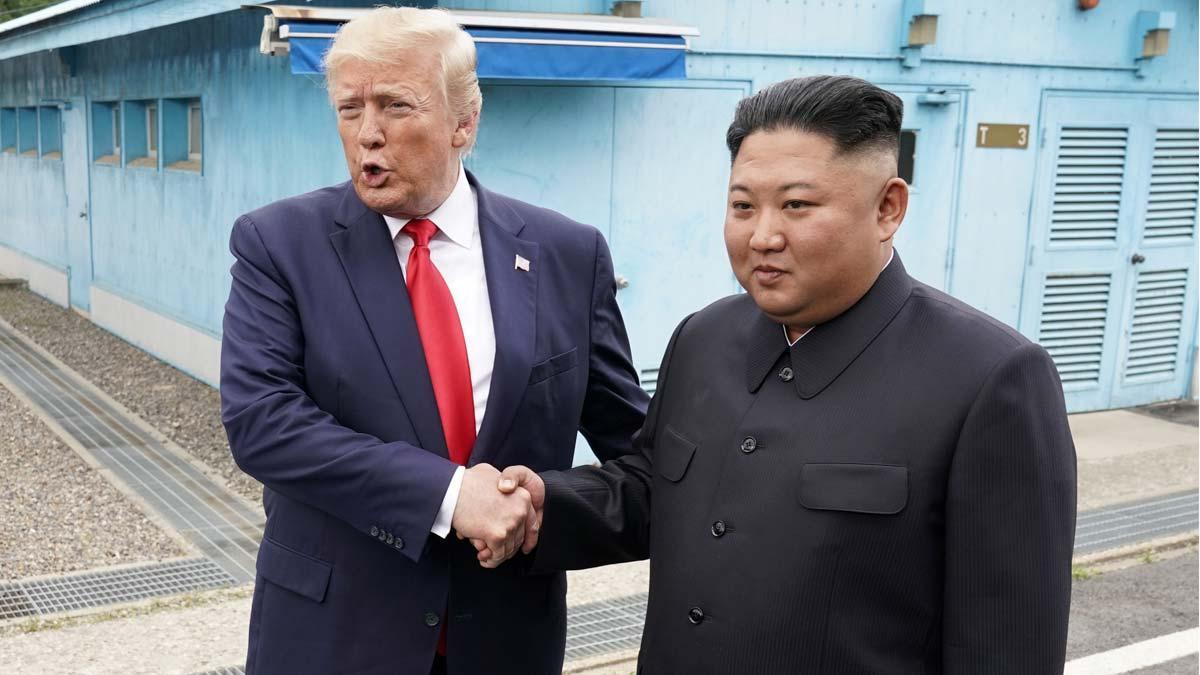 Donald Trump celebra un histórico encuentro con Kim Jon-un en la zona desmilitarizada entre las dos Coreas