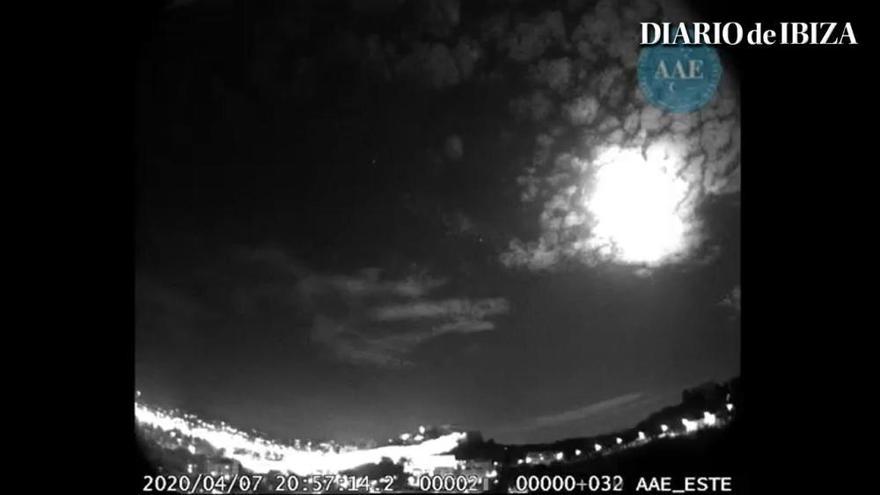 La AAE capta otro bólido en el cielo de Ibiza