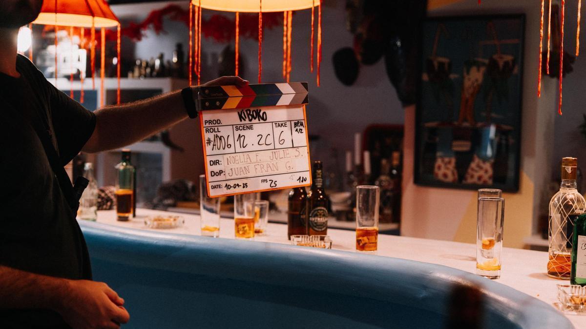 Un momento del rodaje del cortometraje de docuficción sobre el pub Kiboko