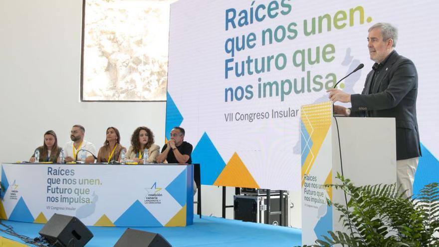Pedro San Ginés asume el liderazgo de CC en Lanzarote tras la salida de Machín