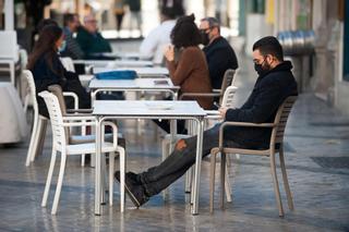 La Justicia no avala el pasaporte covid en Andalucía por no acotar su duración