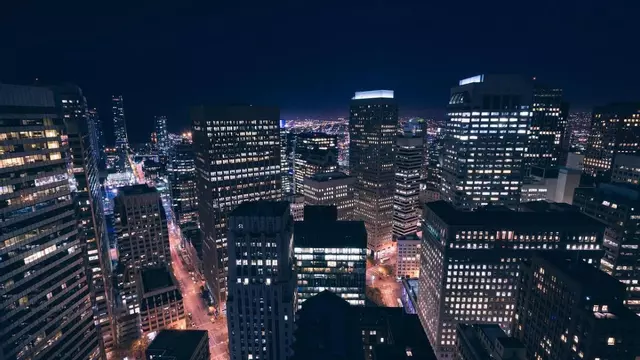 Las luces de las grandes ciudades pueden enfermar a nuestros corazones
