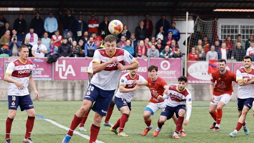 Flamante campeón, play-off confirmado y lucha feroz por la salvación: así fue la jornada 32 en el grupo asturiano de Tercera Federación