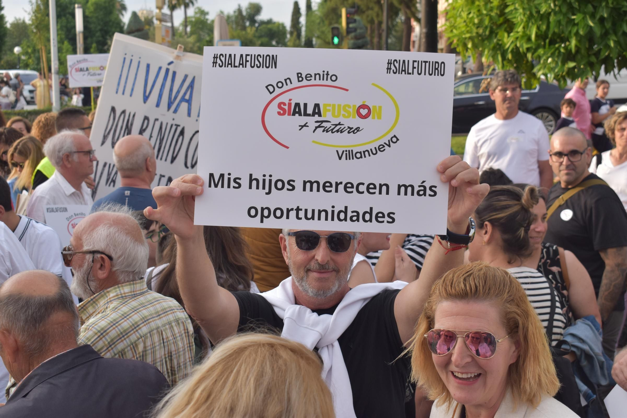 Manifestación en Don Benito por la fusión con Villanueva