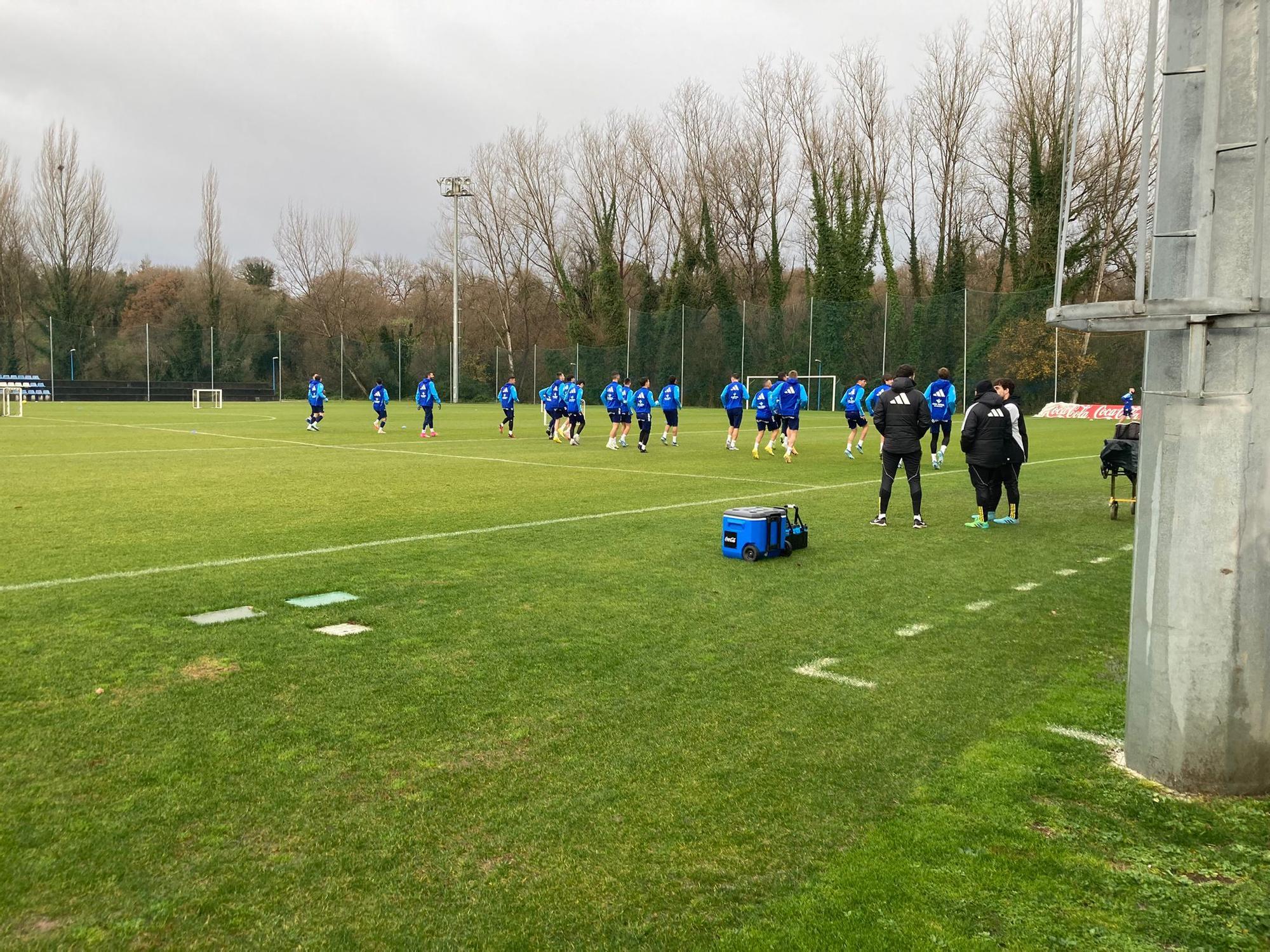 EN IMÁGENES: El Oviedismo inunda El Requexón en la previa de Reyes