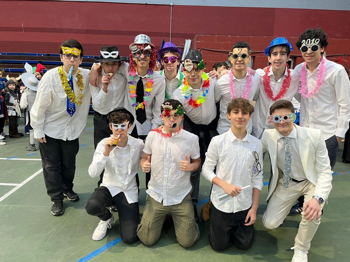 Primera jornada de las fiestas colegiales de la Inmaculada (en imágenes) Primera jornada de las fiestas colegiales de la Inmaculada (en imágenes)