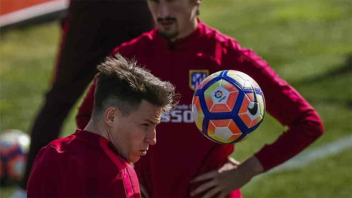 Gameiro sigue sin entrenarse