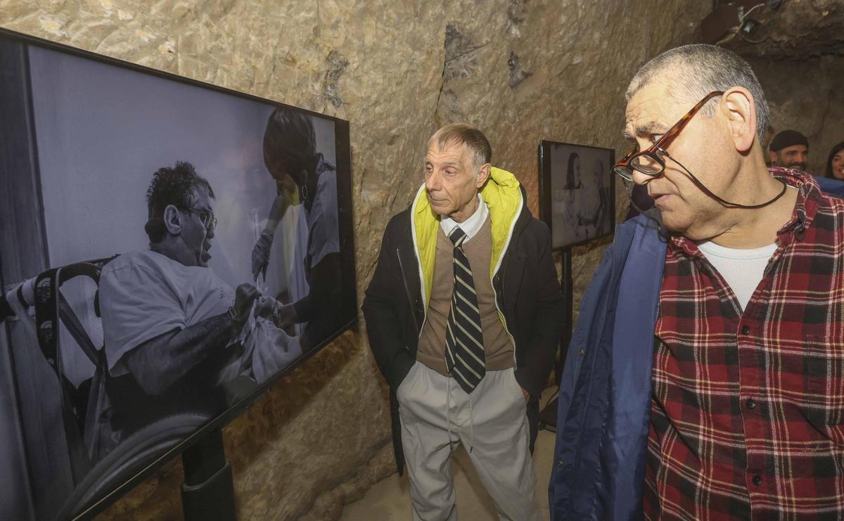 Iván Carbonell da visibilidad a los cuidadores del centro San Rafael