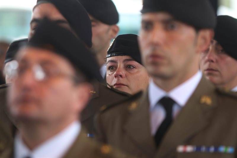 FOTOGALERÍA Funeral por el cabo fallecido en Líbano en la base de Cerro Muriano