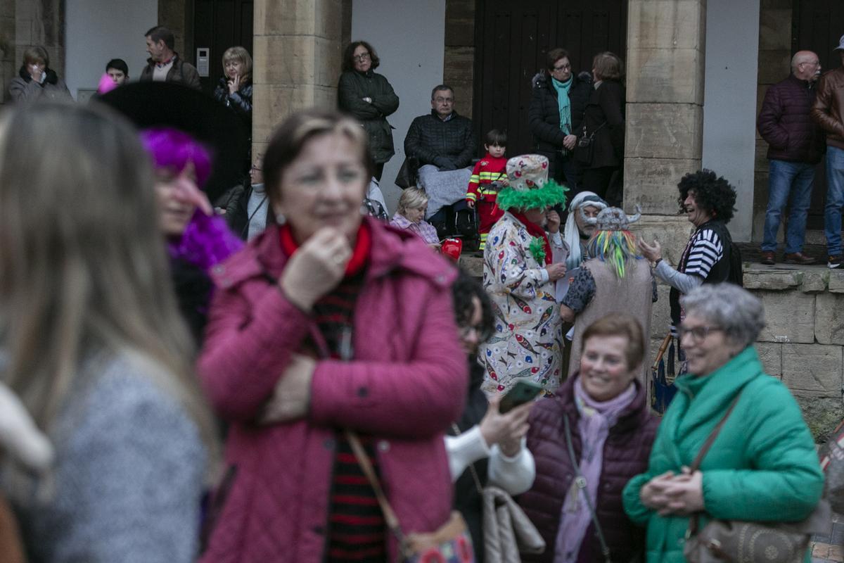 EN IMÁGENES: el concurso de murgas y comparsas de Avilés