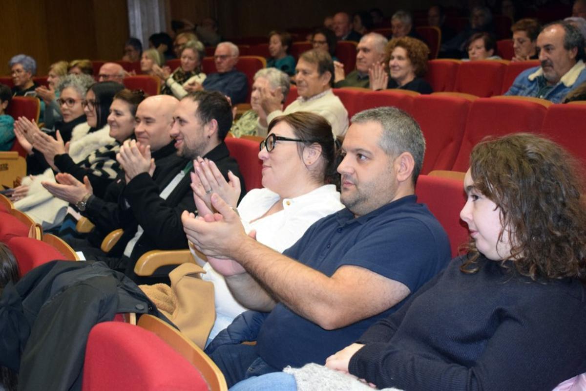 El concierto se desarrolló en el Auditorio Municipal de Valga, sito en Cordeiro.