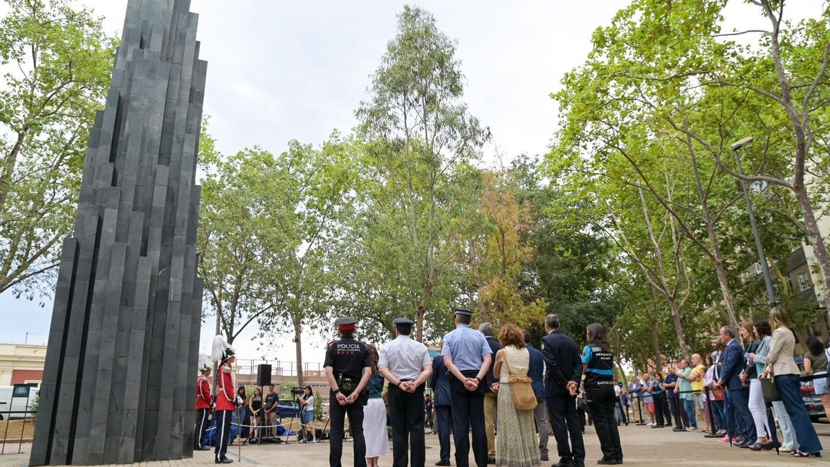 Acto en memoria de las víctimas del atentado de Hipercor.