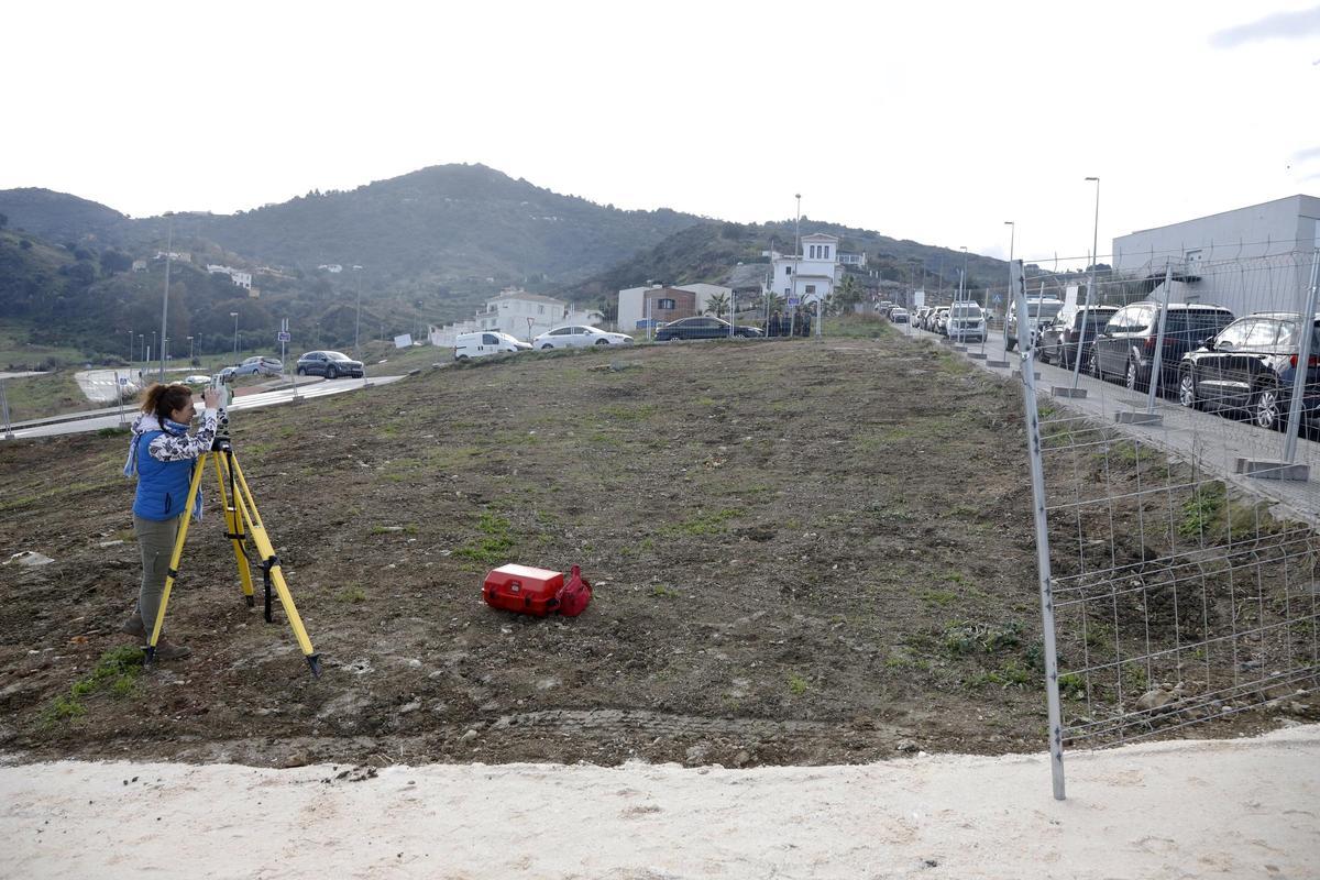 Terrenos donde se construirá el nuevo cuartel de la Guardia Civil en Cártama.