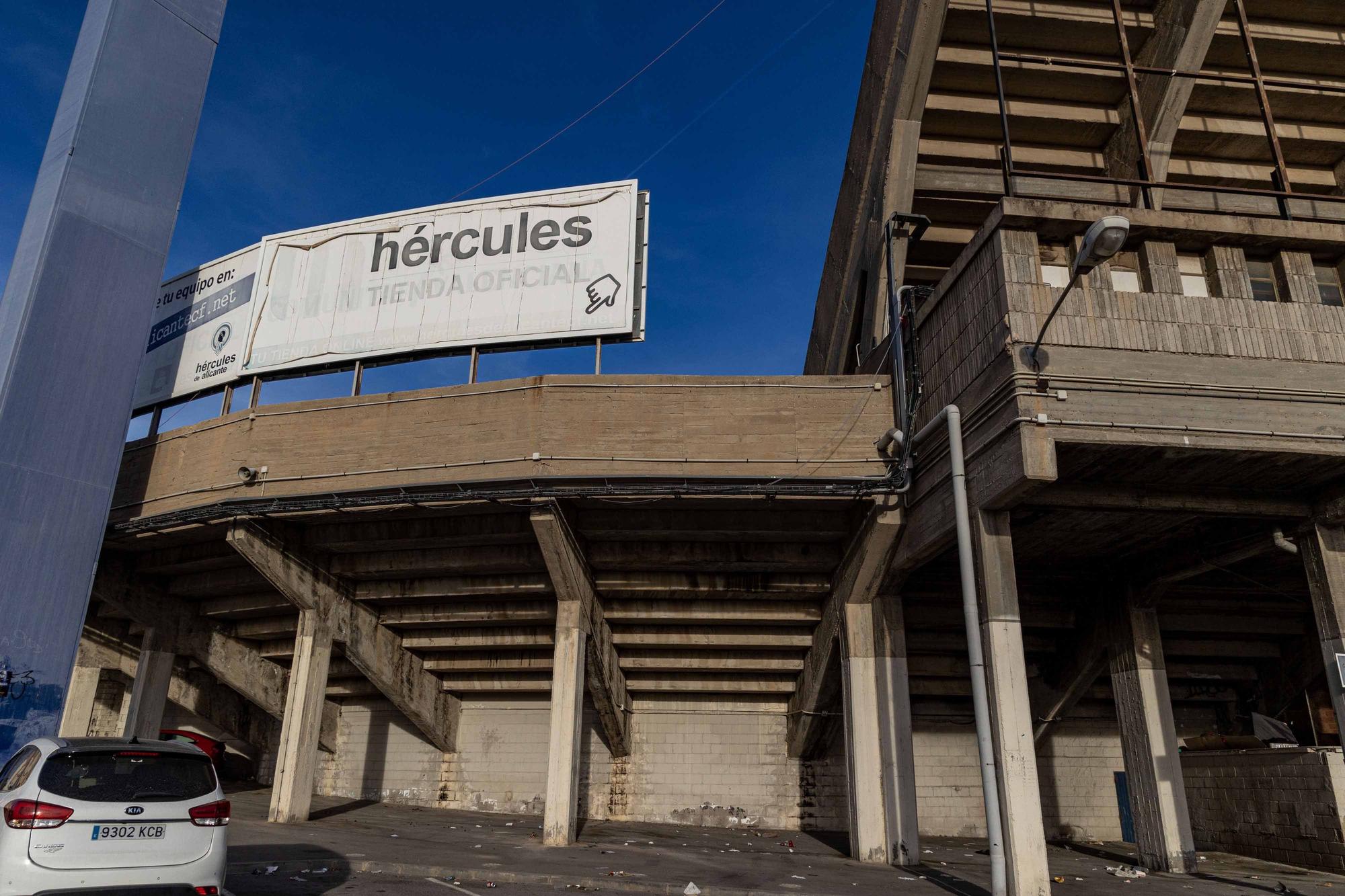 Este es el lamentable estado de los alrededores del estadio Rico Pérez del Hércules de Alicante