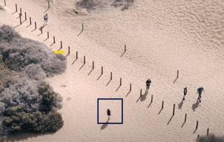 Un dron ‘caza’ a 570 personas en las zonas restringidas de las dunas  de Maspalomas