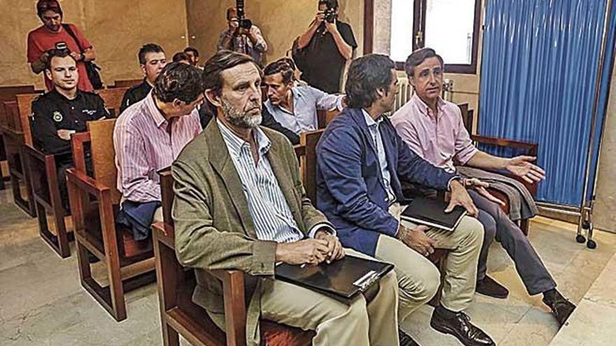 La Audiencia ordena a los seis hijos de Ruiz Mateos que entren en prisión por estafa