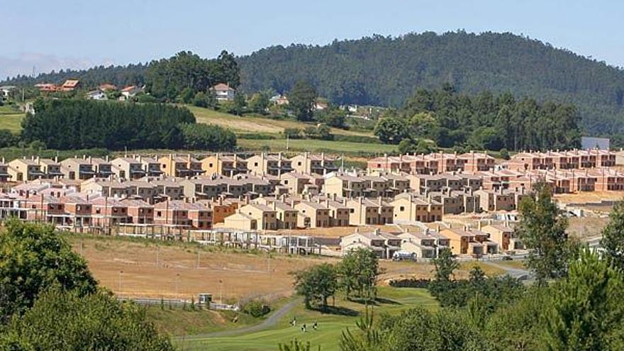 Vista panorámica de la urbanización situada en Miño que construía Martinsa-Fadesa