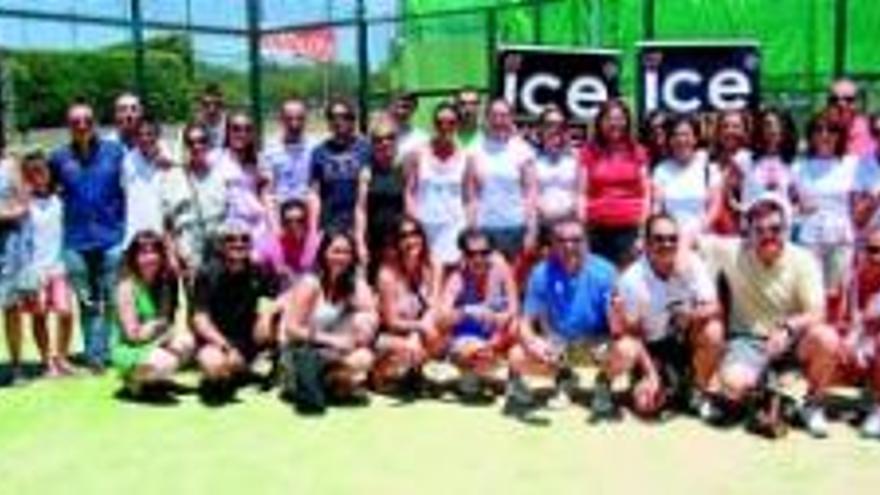 71 parejas participan en la primera edición del torneo de pádel Ice Watch de Cáceres