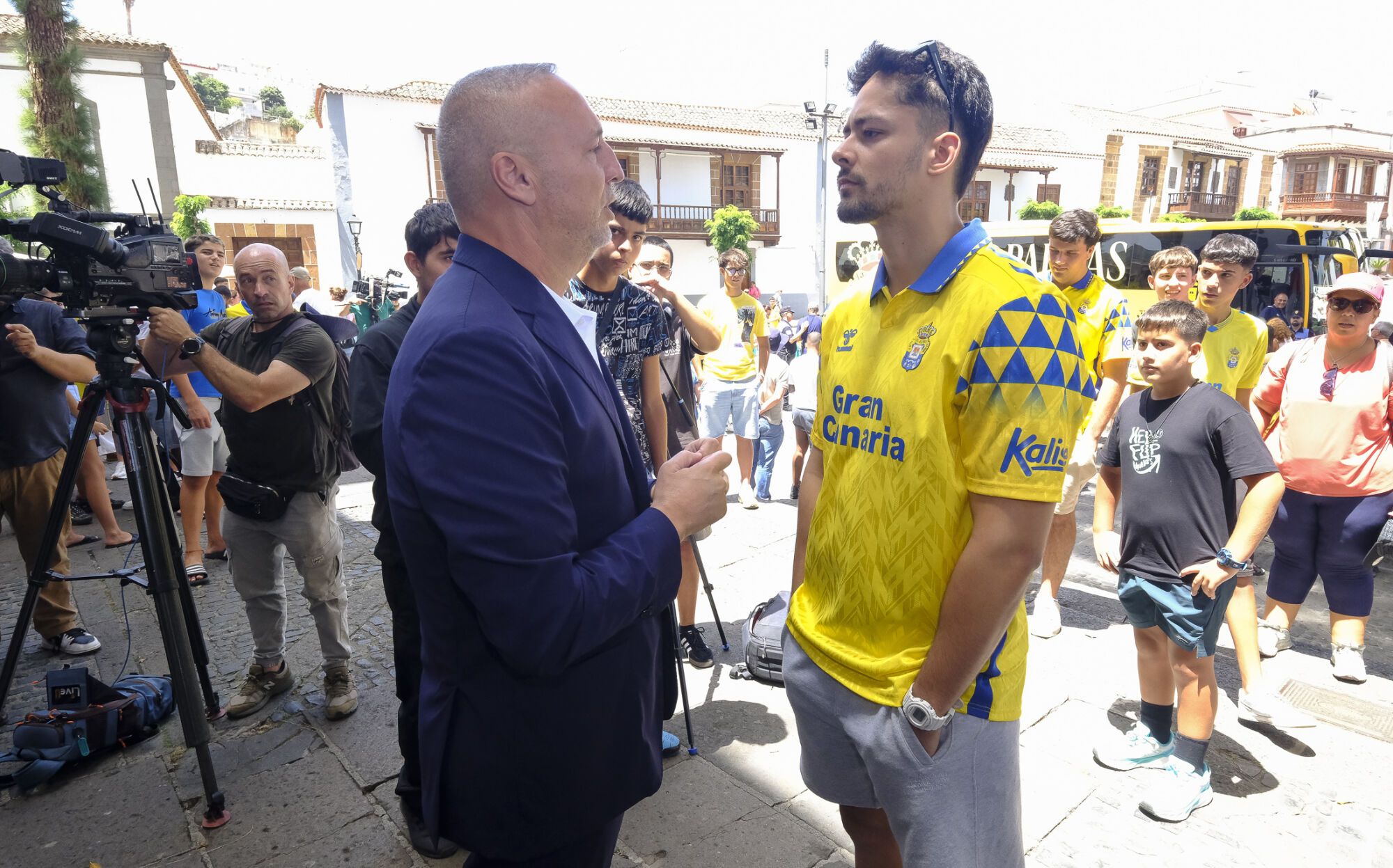 Ofrenda anual de la UD Las Palmas a la Virgen del Pino
