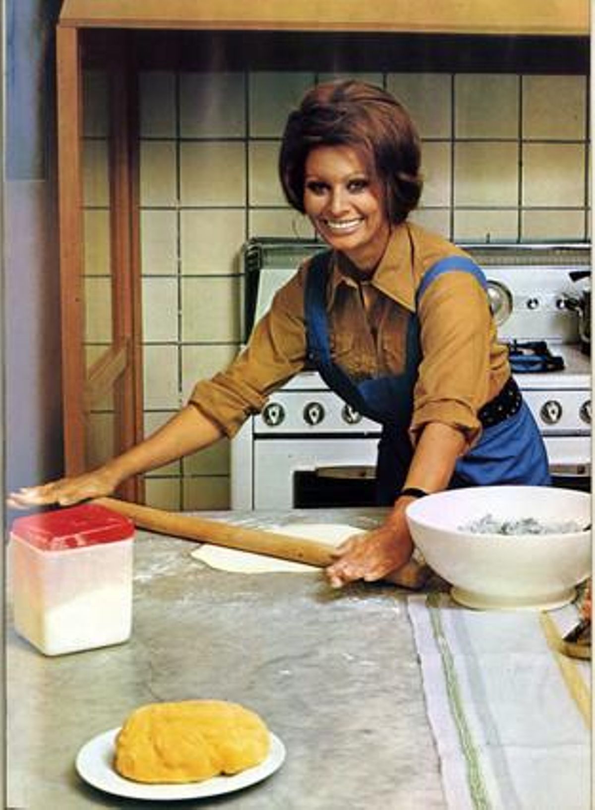   LIBRO  SOFIA  LOREN  YO EN LA COCINA 